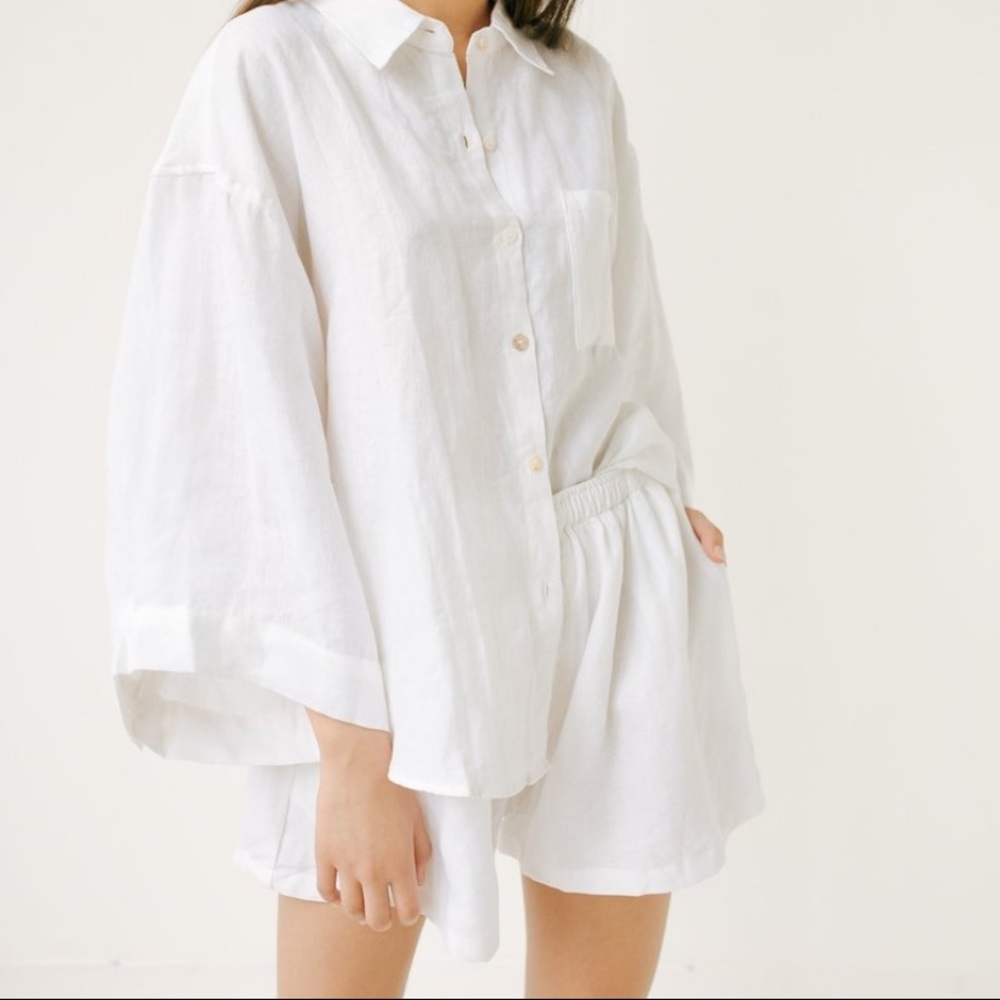 Deiji Studios Shorts